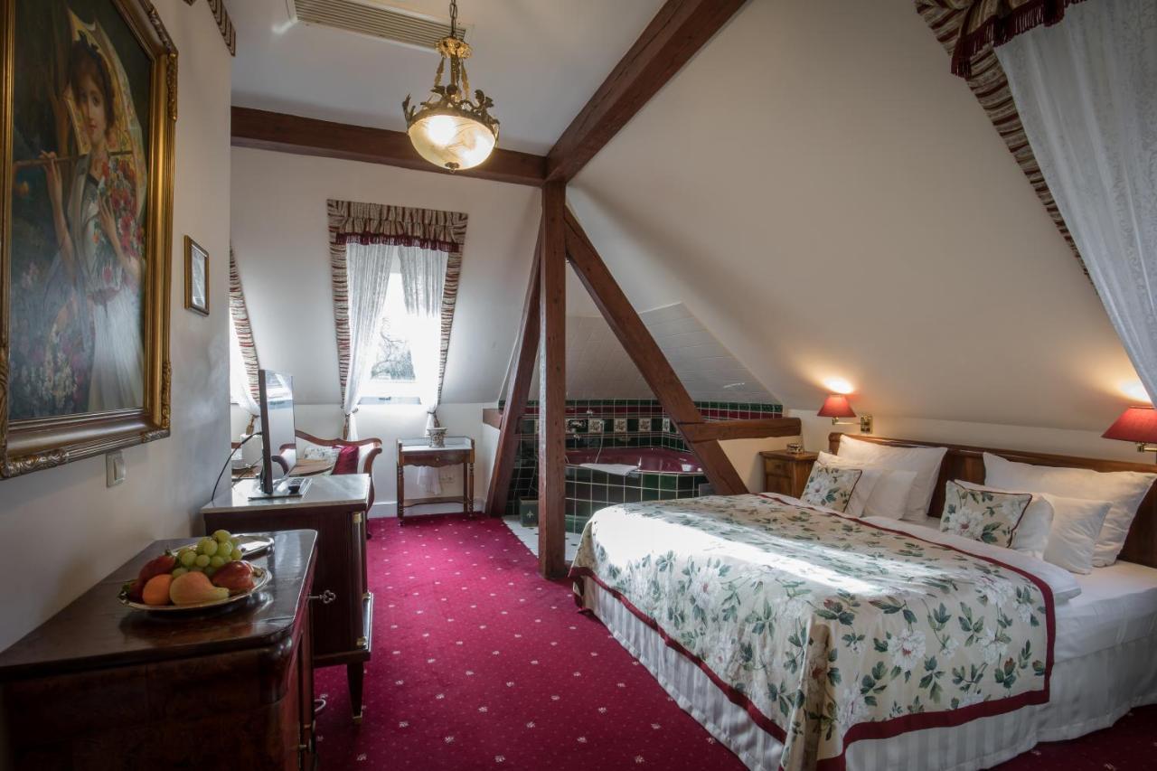 Belle Epoque Hotel 4*